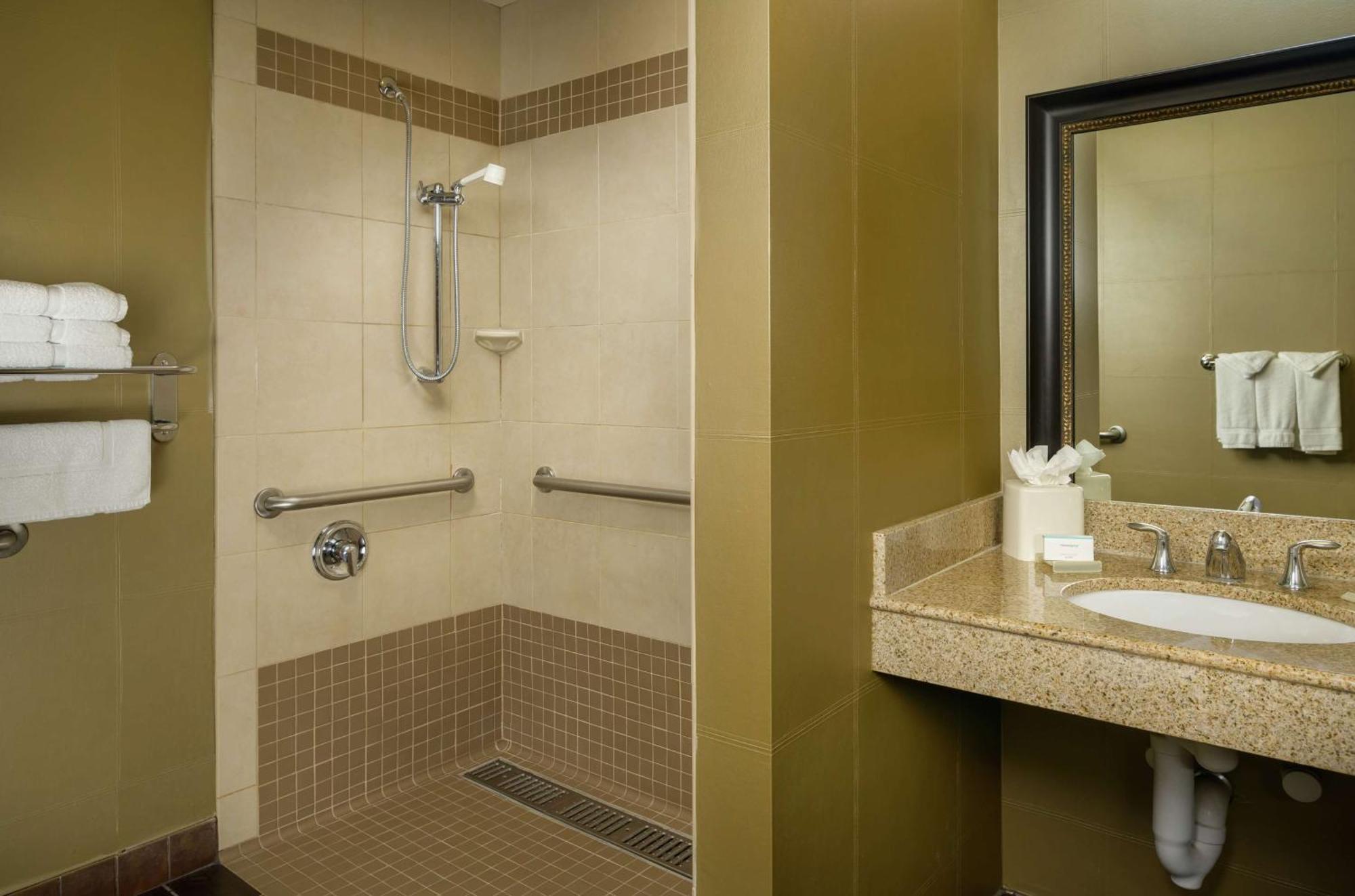 Hilton Garden Inn Phoenix Airport North Экстерьер фото