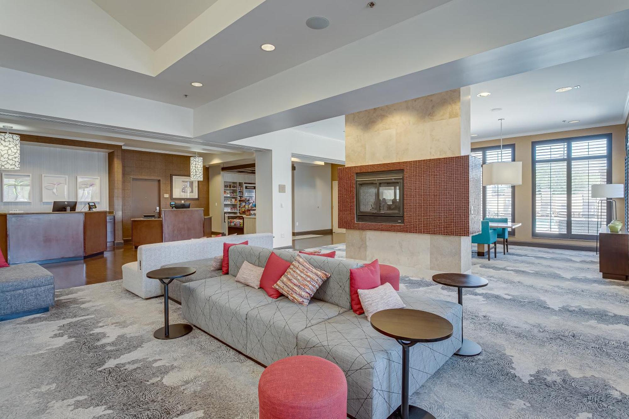 Hilton Garden Inn Phoenix Airport North Экстерьер фото